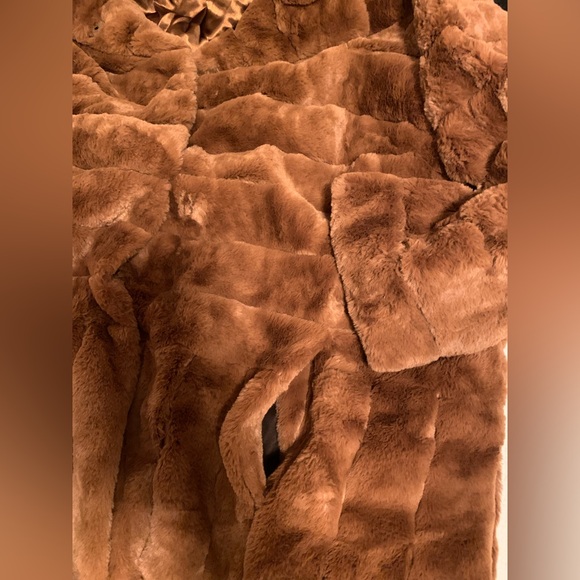 DENNIS BASSO Brown Faux Fur Coat, NEW - Picture 4 of 9